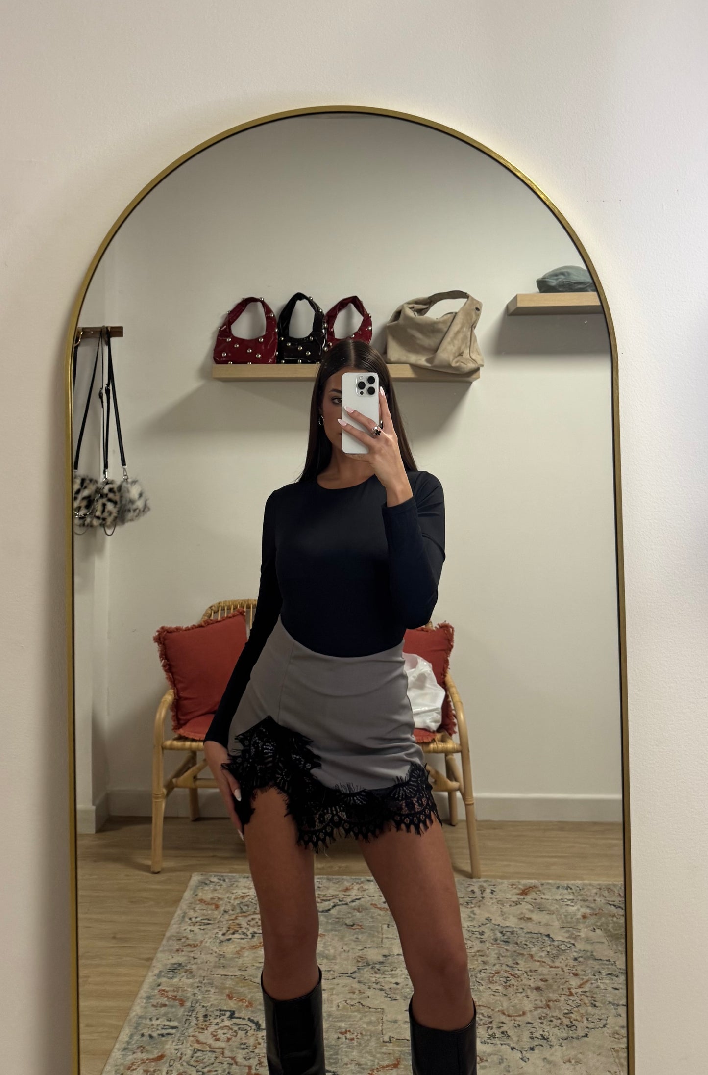 Falda encaje
