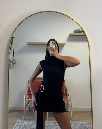 Vestido cuello hebilla
