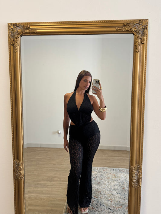 Mono Encaje Negro | Tendencia Moda 2025